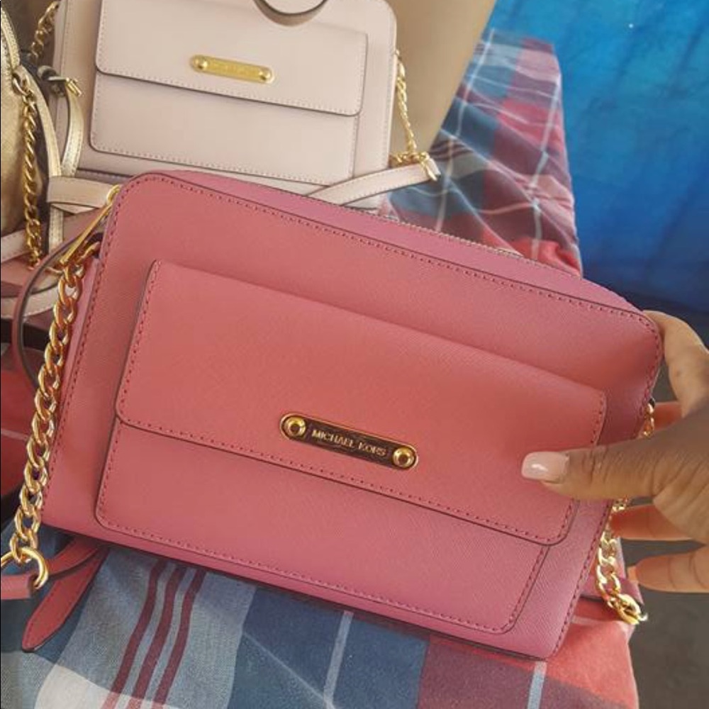 Meet your Posher, Luz